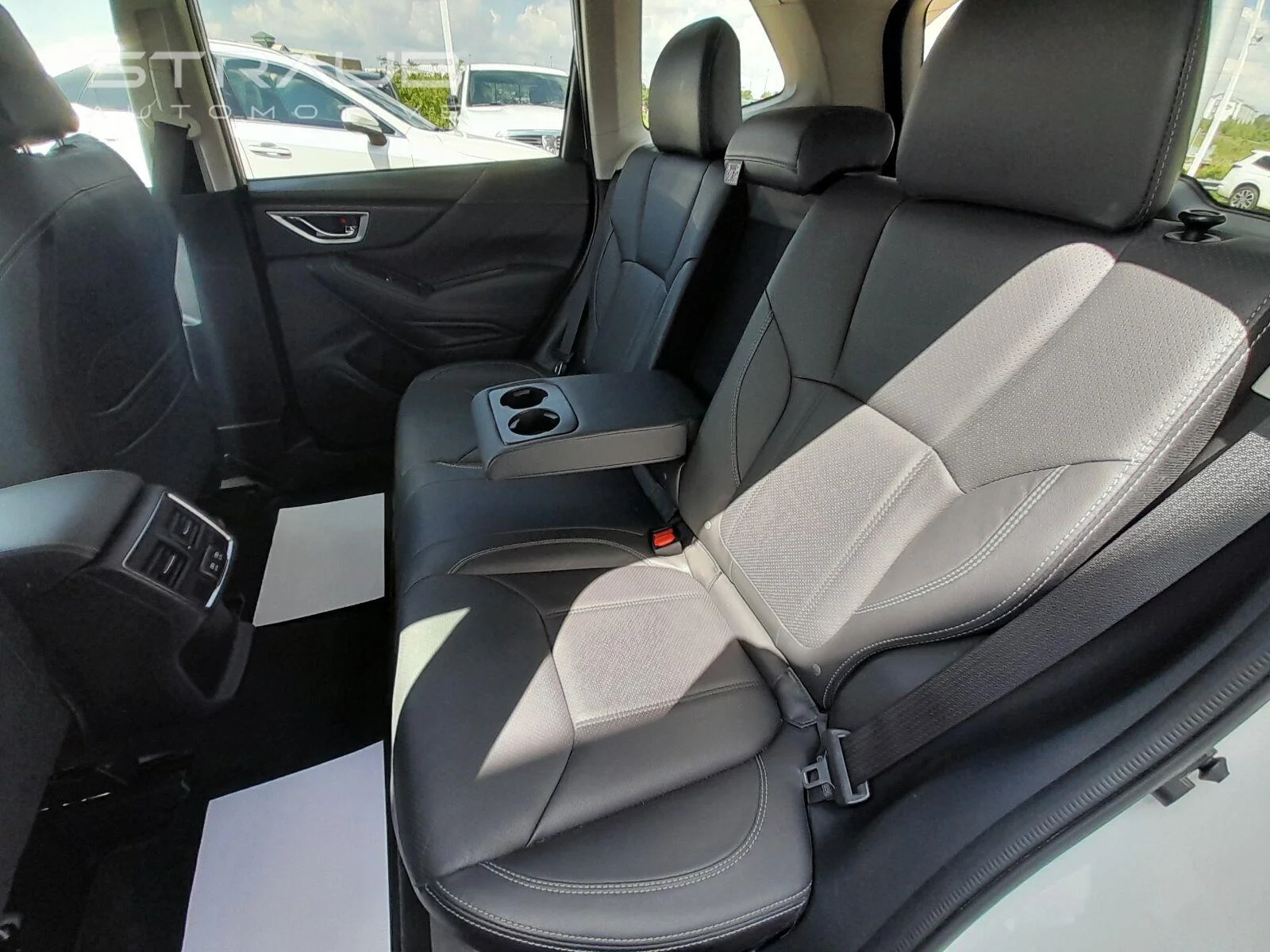 Used 2019 Crystal White Pearl Subaru Limited image 45
