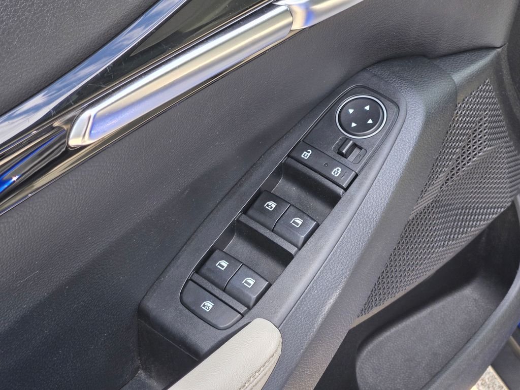 Used 2021 Blue Kia EX image 29