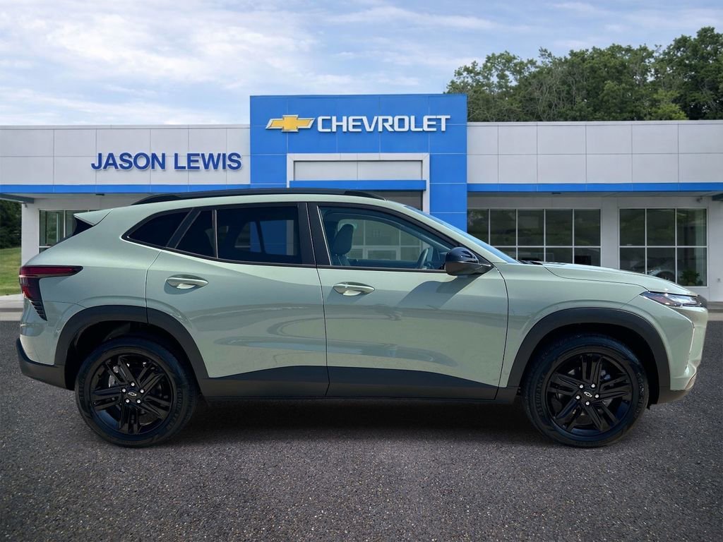New 2026 Cacti Green Chevrolet ACTIV image 3
