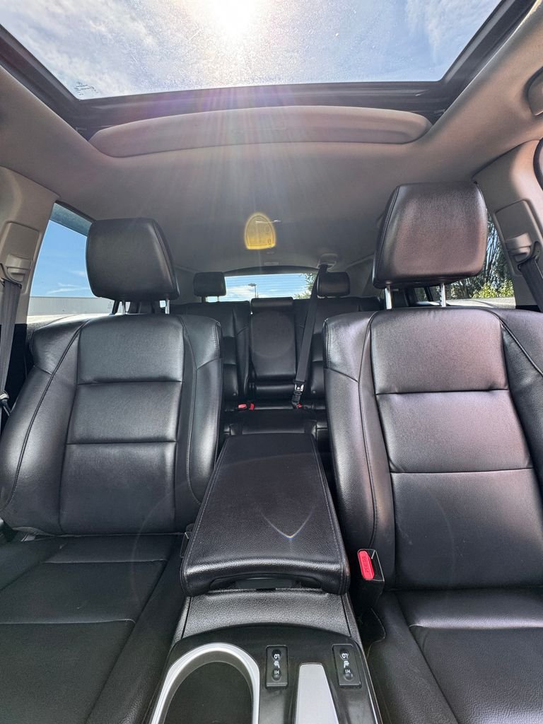 Used 2017 Modern Steel Metallic Acura Base image 24
