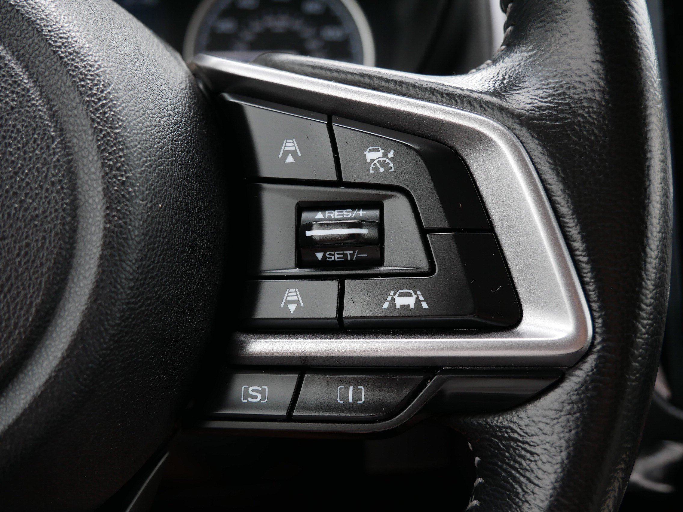 Used 2019 Horizon Blue Pearl Subaru Premium image 29