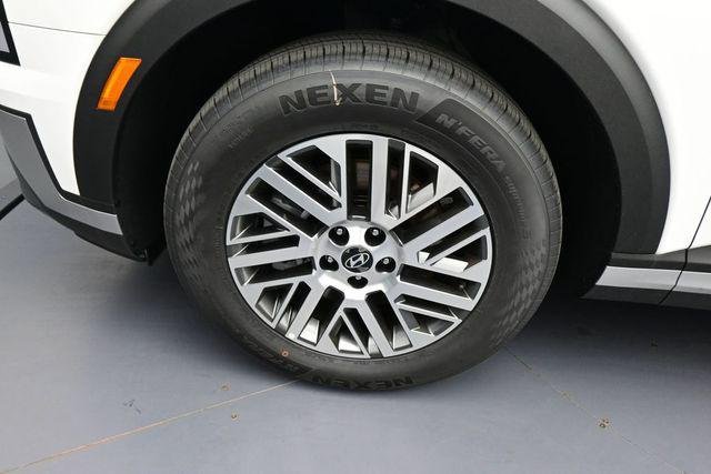 New 2026 White Hyundai SEL AWD image 20
