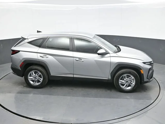 New 2026 Silver Hyundai SE image 16