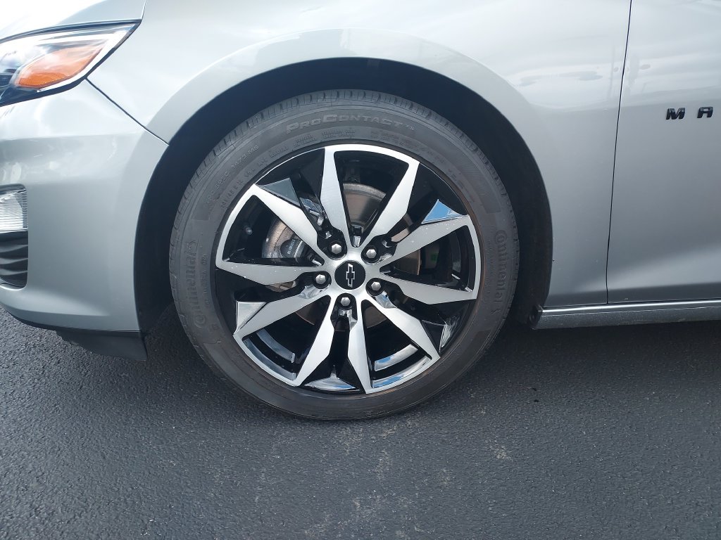 Used 2024 Gray Chevrolet RS image 10