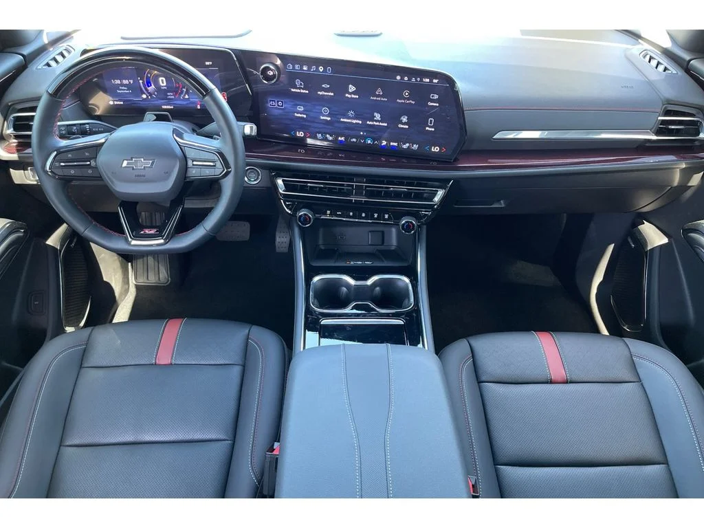Used 2026 Stardust Metallic Chevrolet FWD RS image 16