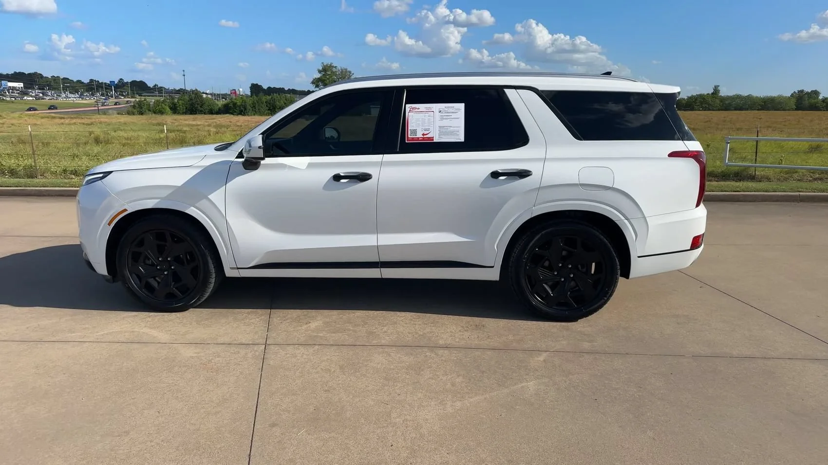 Used 2022 Hyper White Hyundai Calligraphy image 6
