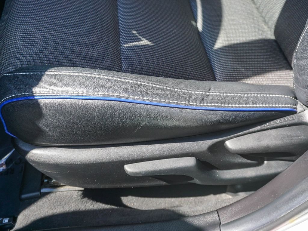 Used 2018 White Toyota SE image 19