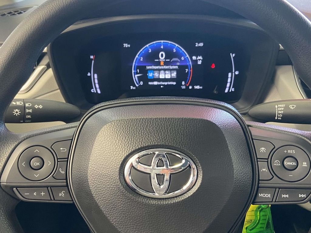 Used 2026 Beige Toyota L image 27