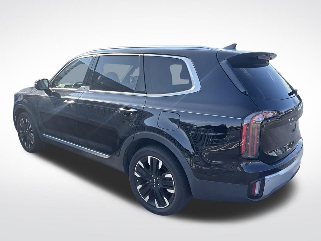 Used 2023 Black Kia SX-Prestige image 12