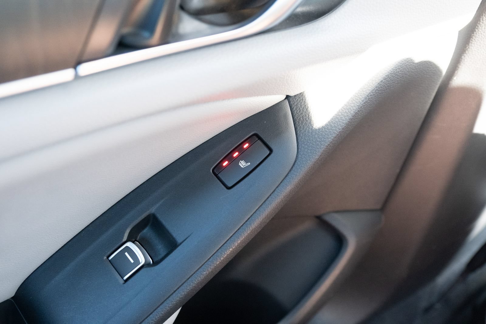 Used 2018  Honda Touring 1.5T image 19