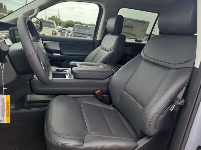 New 2027 Gray Metallic Ford Active image 22
