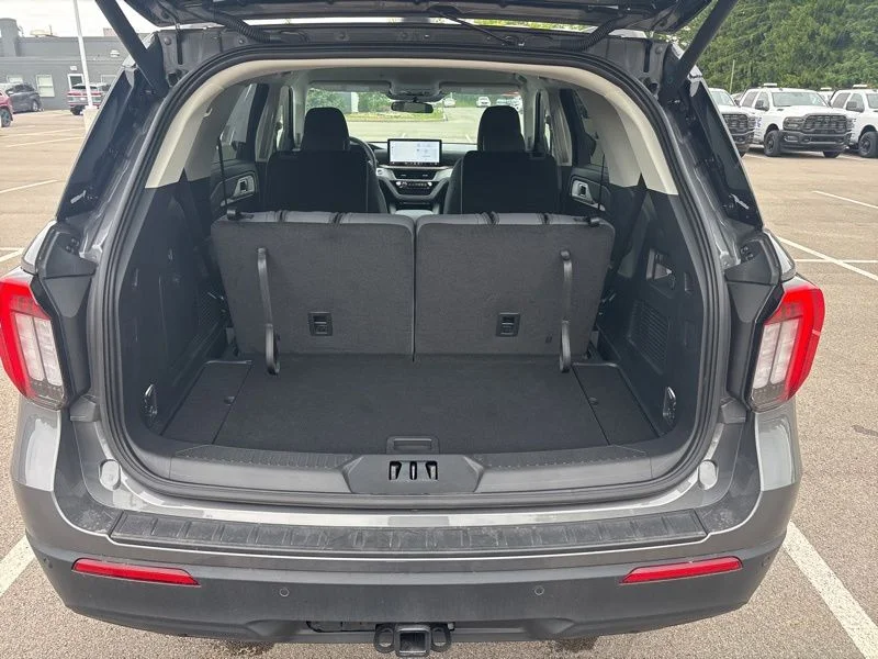 Used 2025 Gray Ford Active image 18