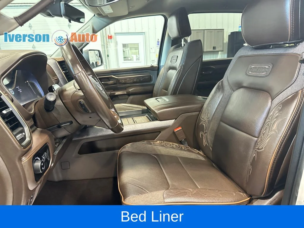 Used 2025 White Ram Limited image 17