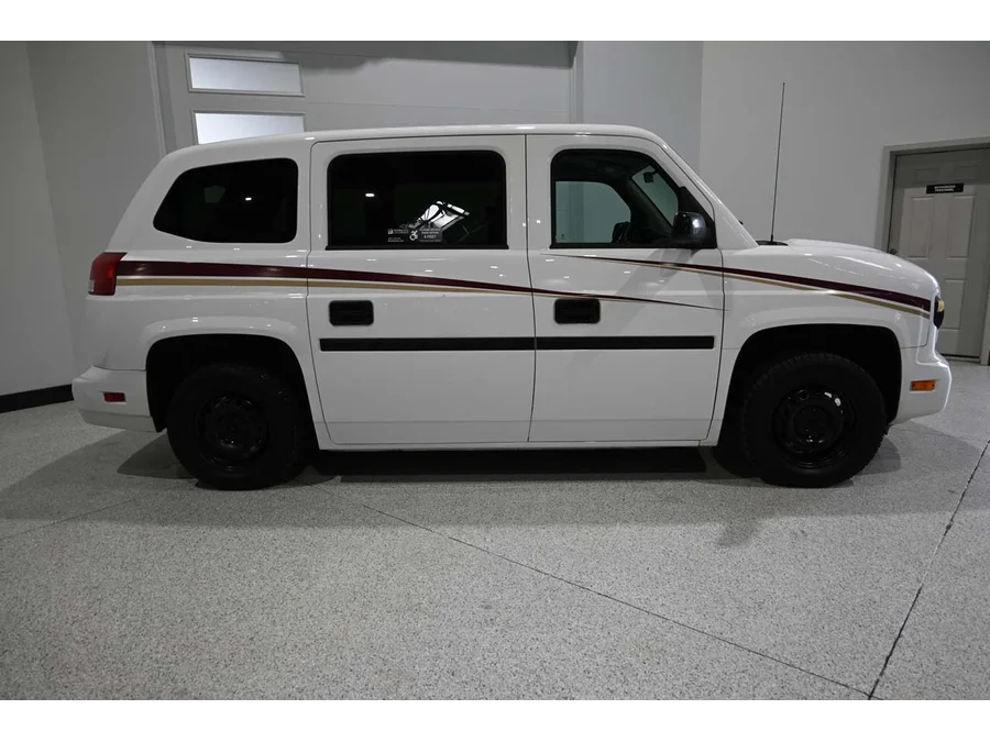 Used 2014 WHITE VPG DX Mobility Handicap Van image 5