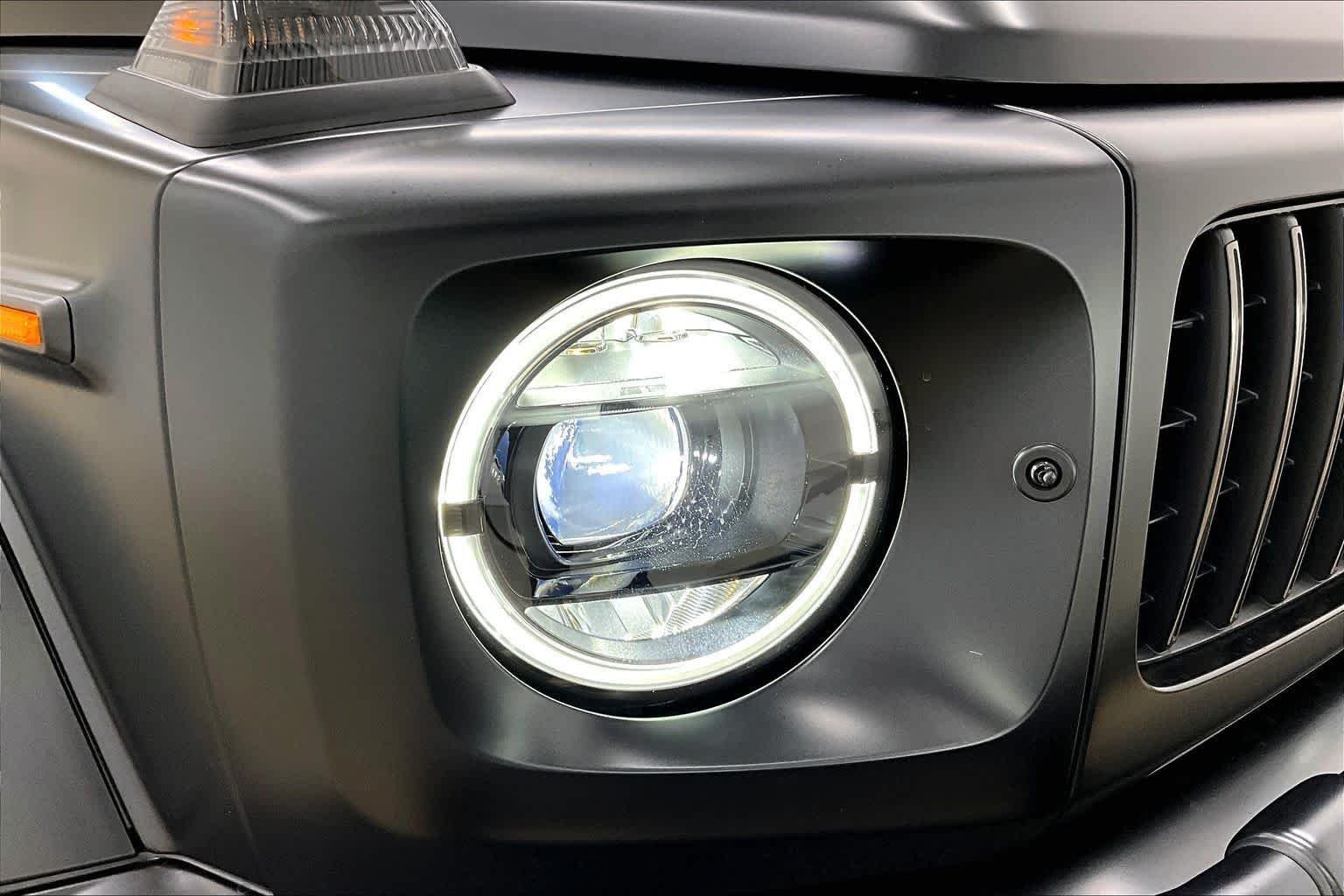New 2027 MANUFAKTUR Night Black Magno Mercedes-Benz AMG® G 63 image 13