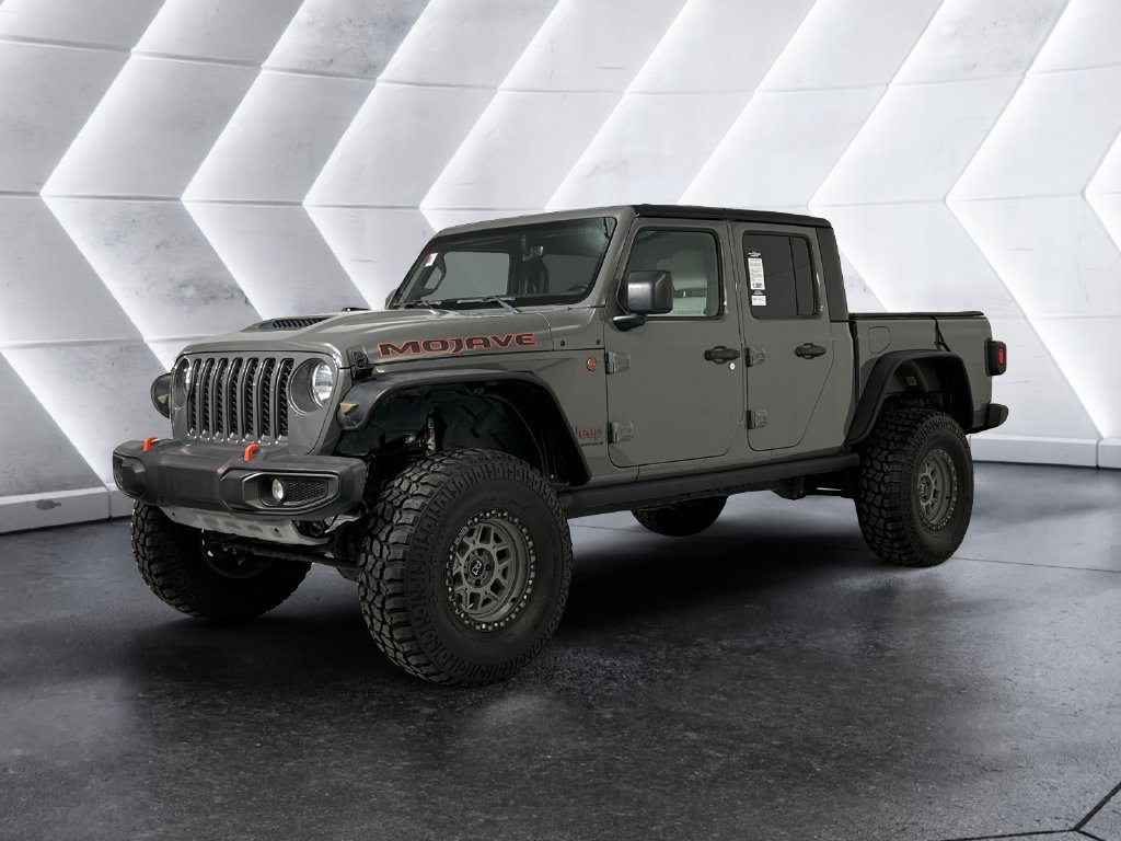 Used 2023 Gray Jeep Mojave image 3