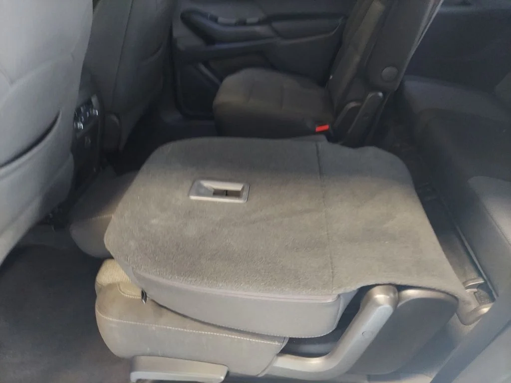 Used 2022 Blue Chevrolet LT image 38