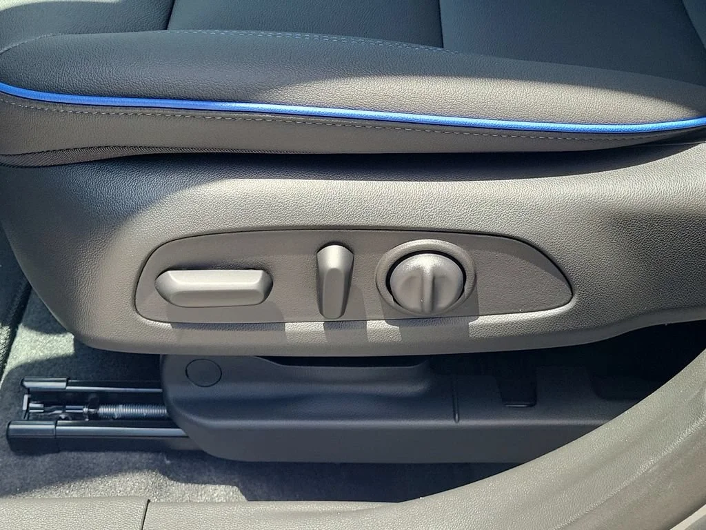 New 2026 Onyx Black GMC SLT image 16