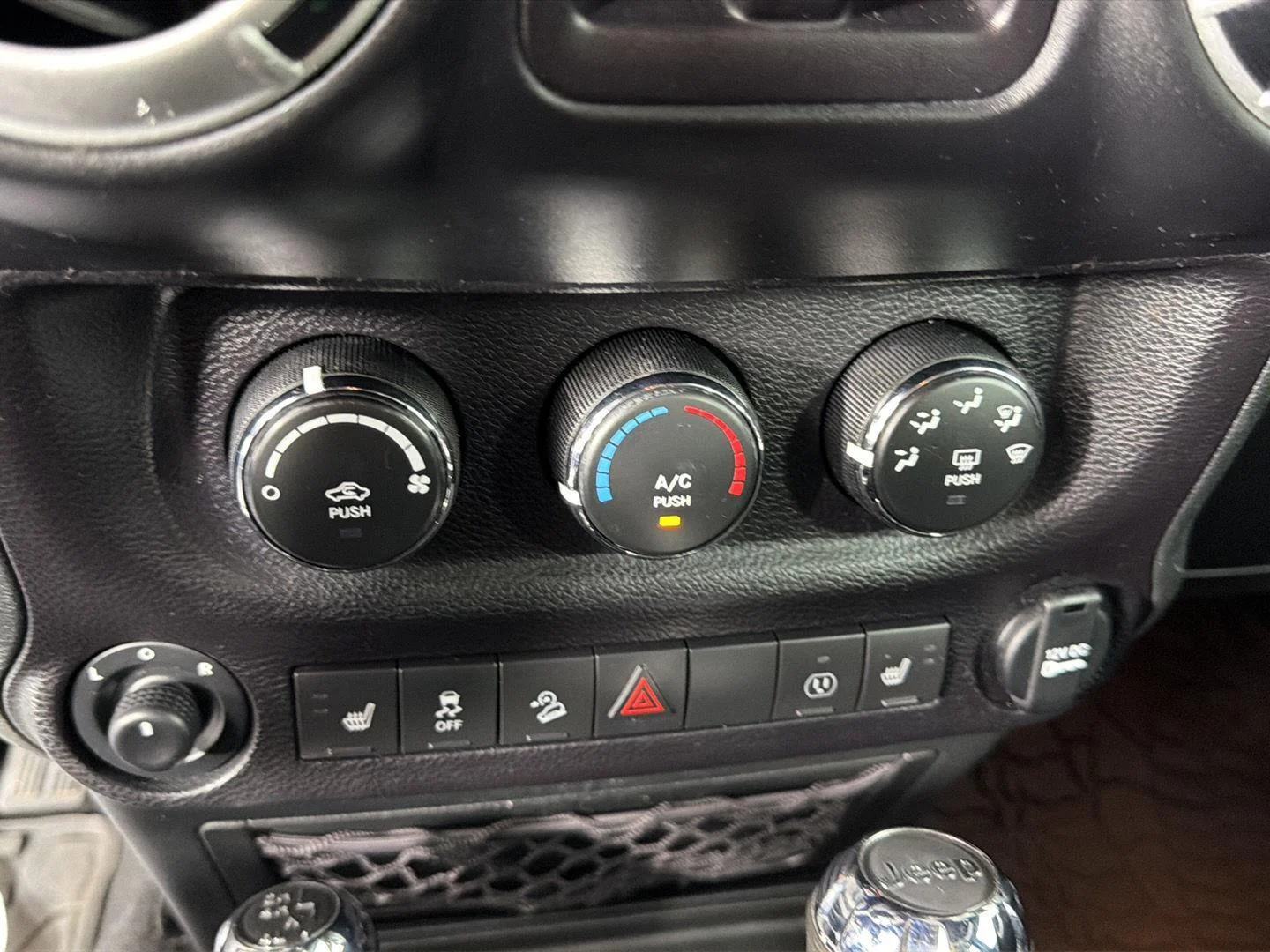 Used 2017 Rhino Clearcoat Jeep Rubicon Hard Rock image 35