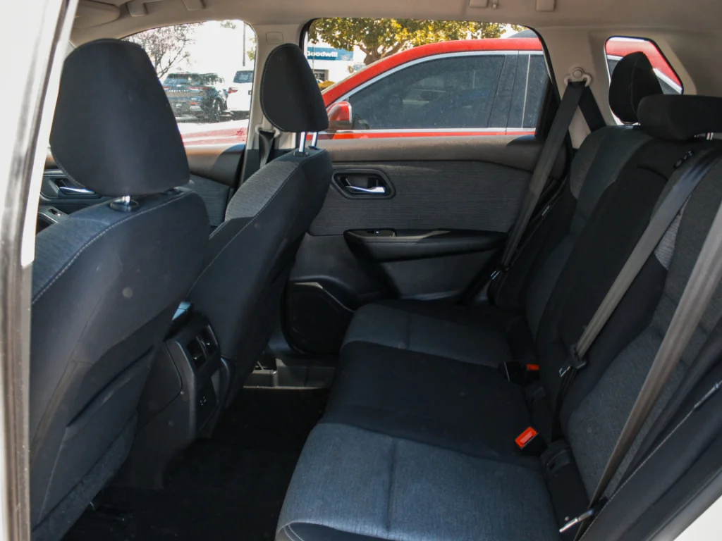 Used 2021 Pearl White Tricoat Nissan SV image 20