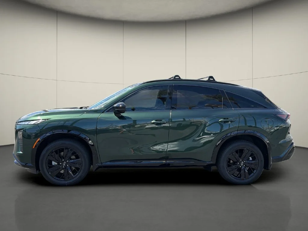 New 2027 DEEP EMERALD INFINITI Sport AWD image 4