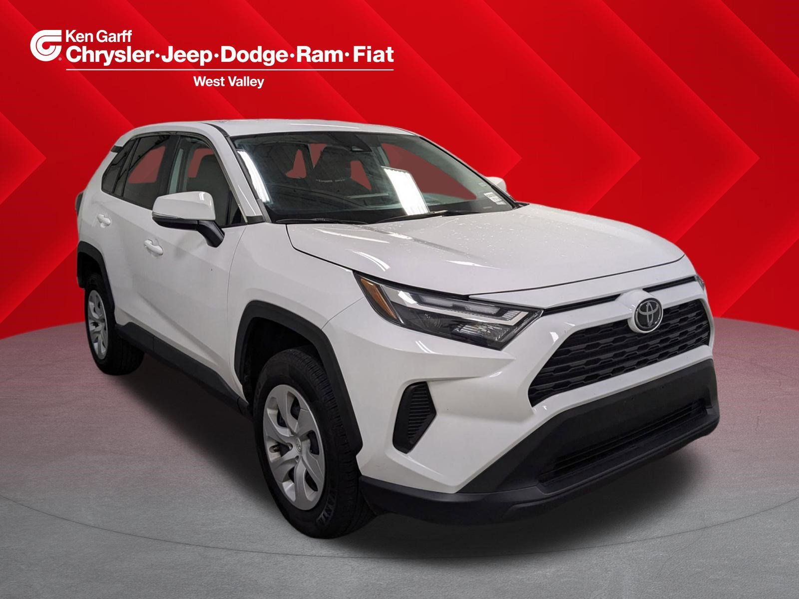 2024 Toyota RAV4 LE AWD's photo