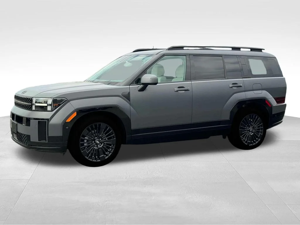 Used 2025 Gray Hyundai Calligraphy image 2