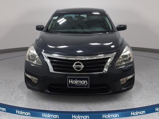 Used 2015 Blue Nissan 2.5 S image 3