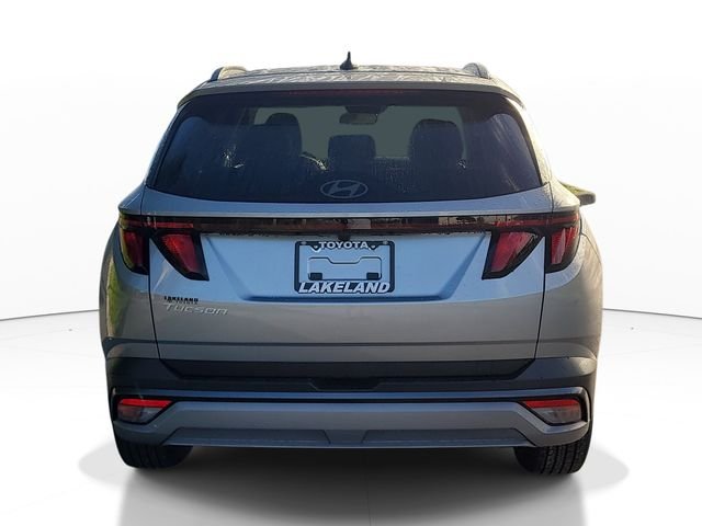 Used 2026 Silver Hyundai SEL image 4