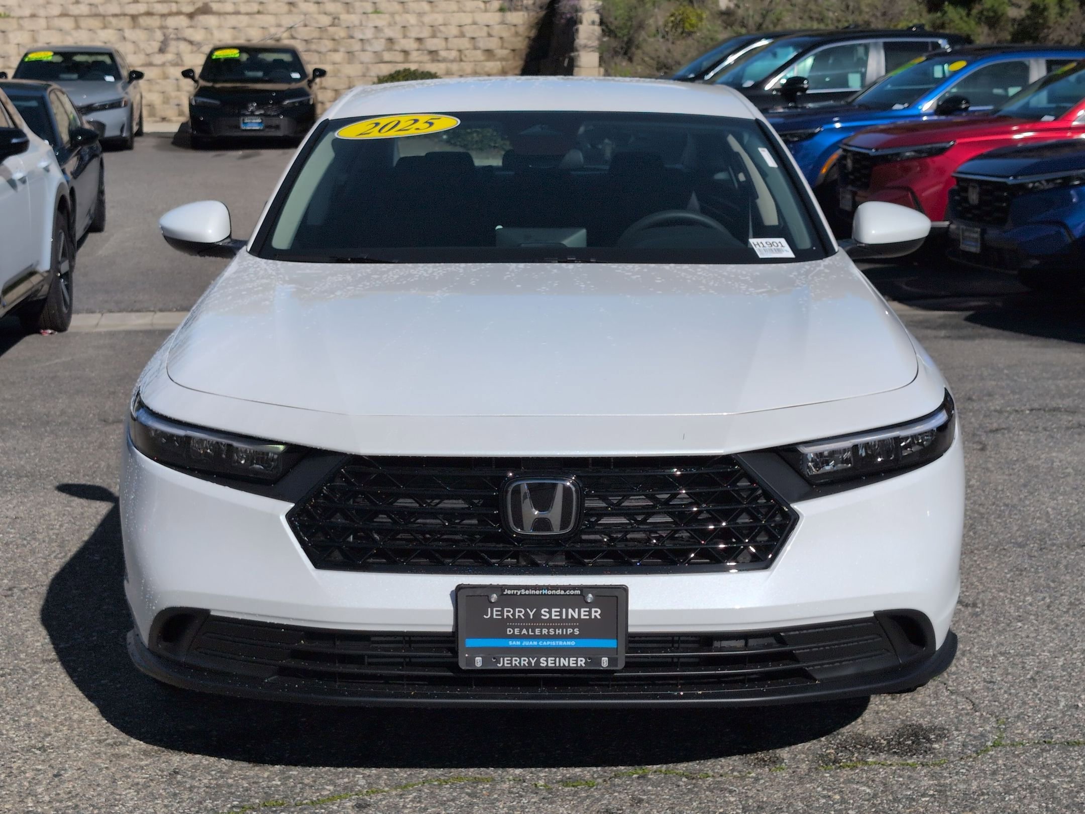 2025 Honda Accord LX - Photo 8