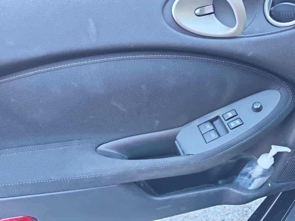 Used 2016 Magnetic Black Nissan Sport Tech image 19