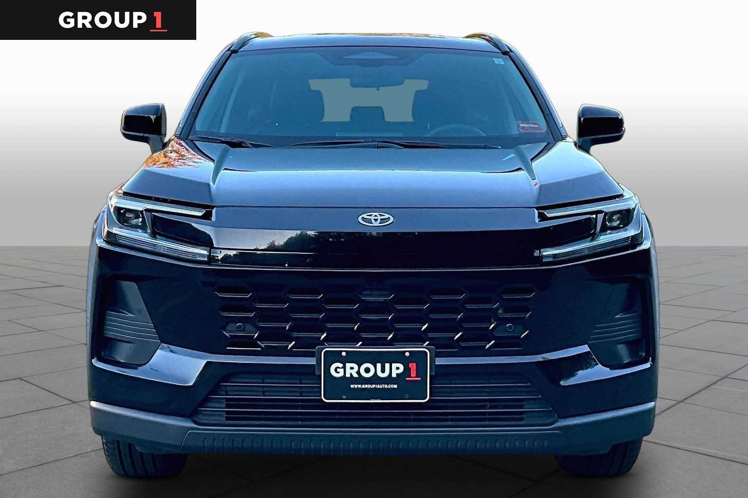 Certified Used 2026 Midnight Black Metallic Toyota XLE Premium image 4