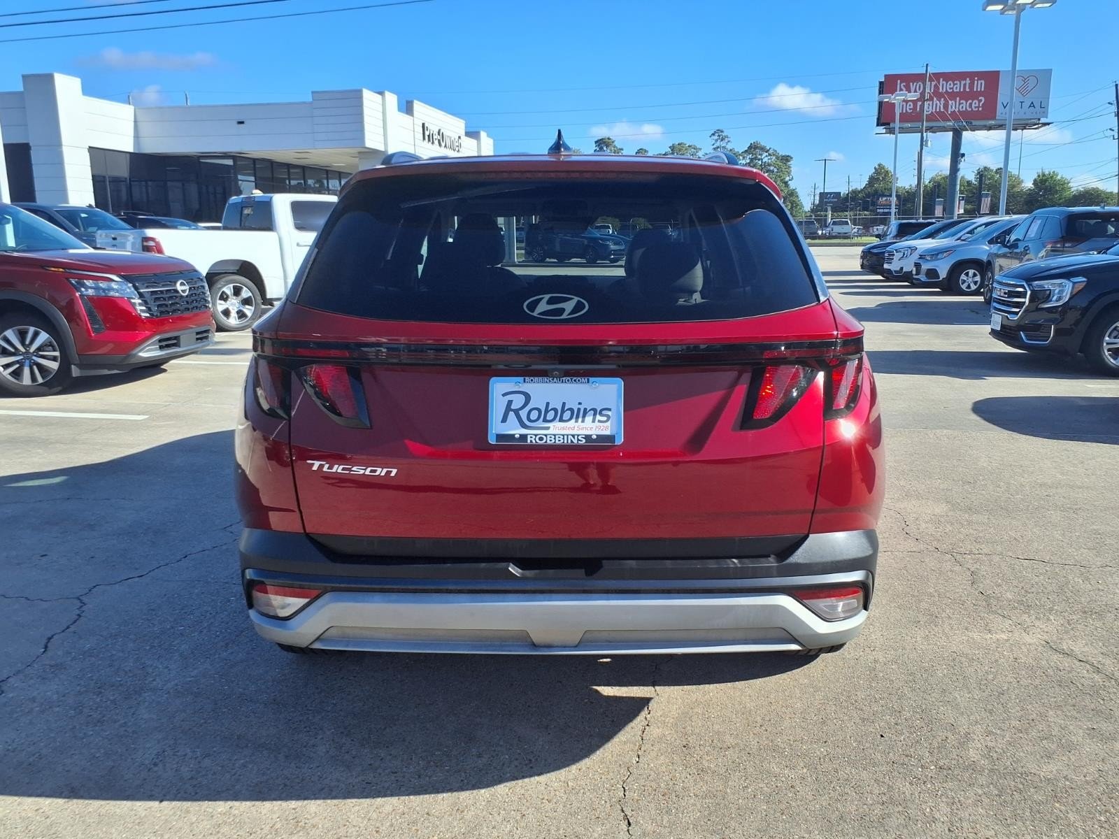 Used 2025 Ultimate Red Hyundai SEL image 6