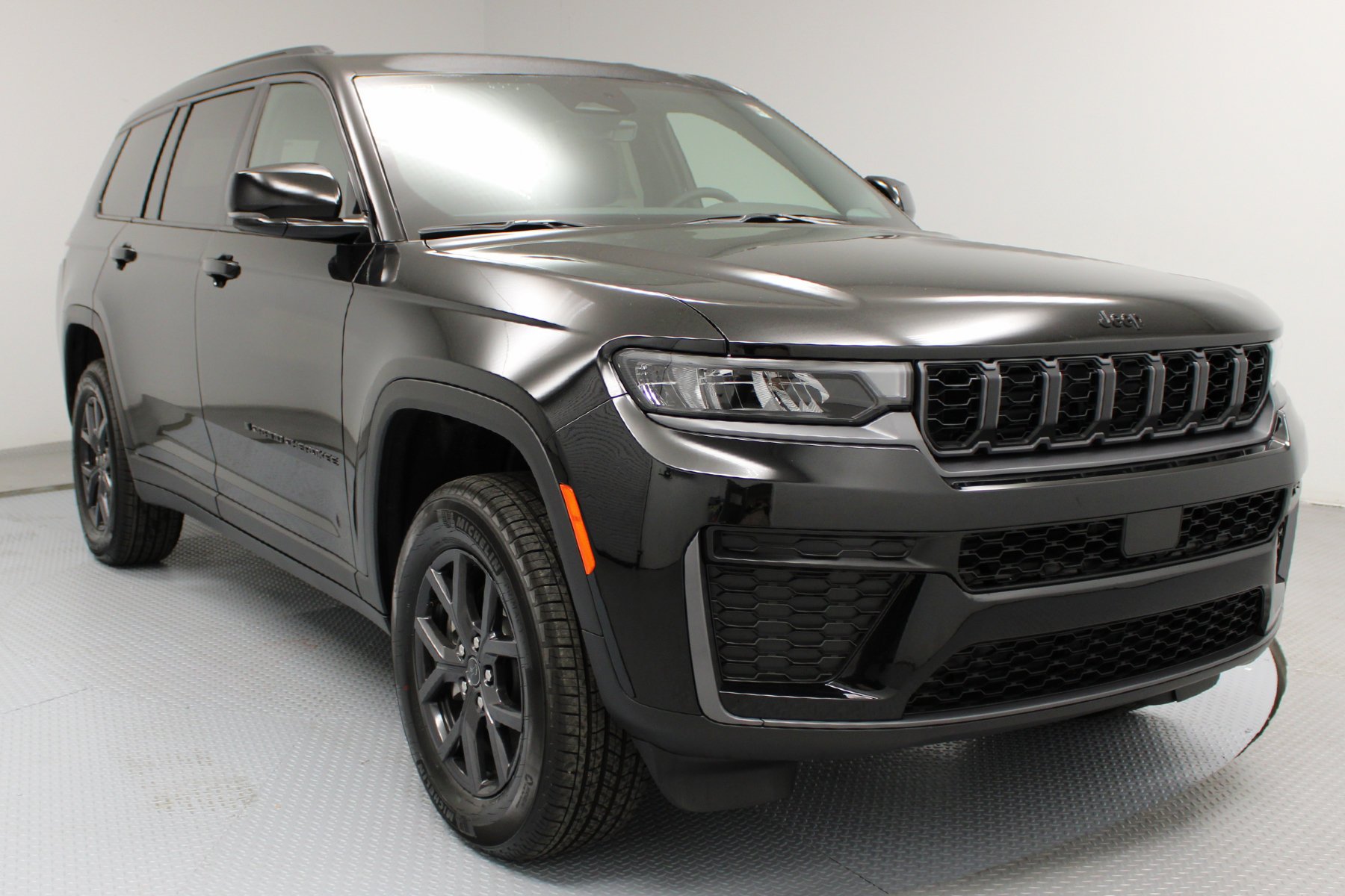 2027 Jeep Grand Cherokee L
