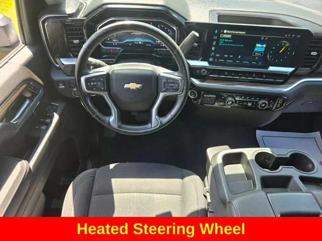 Used 2025 Summit White Chevrolet LT image 14