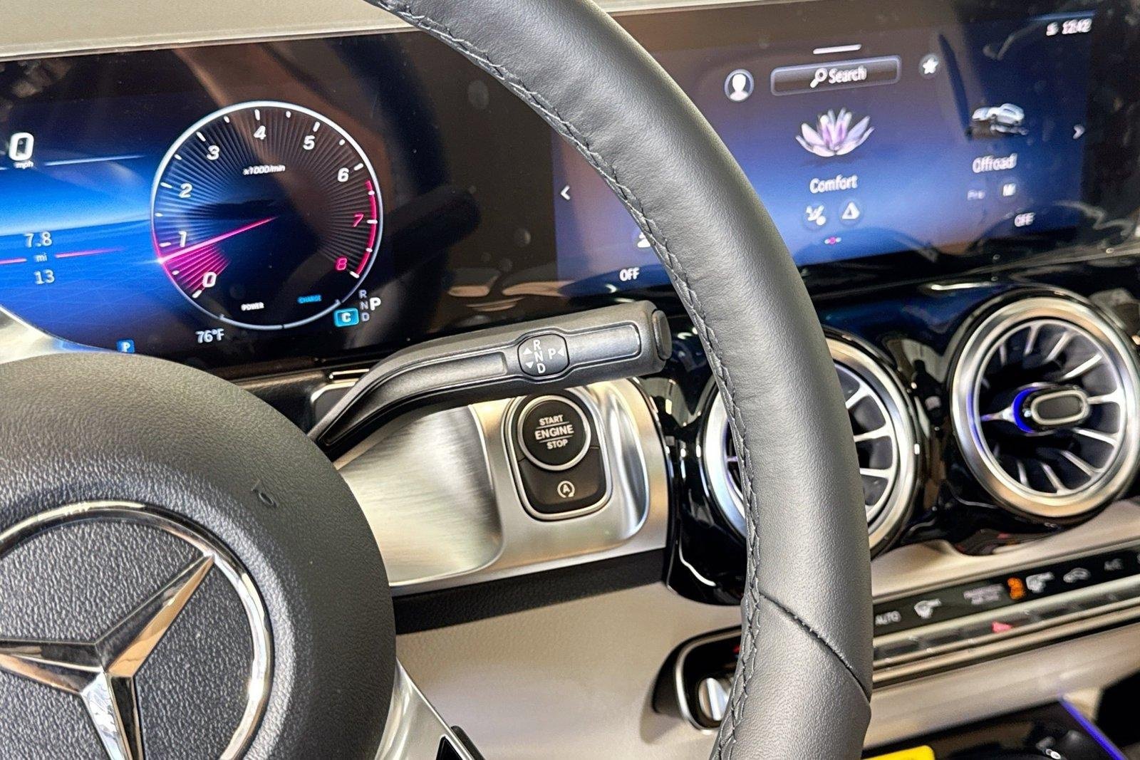 New 2026 Polar White Mercedes-Benz GLB 250 image 15