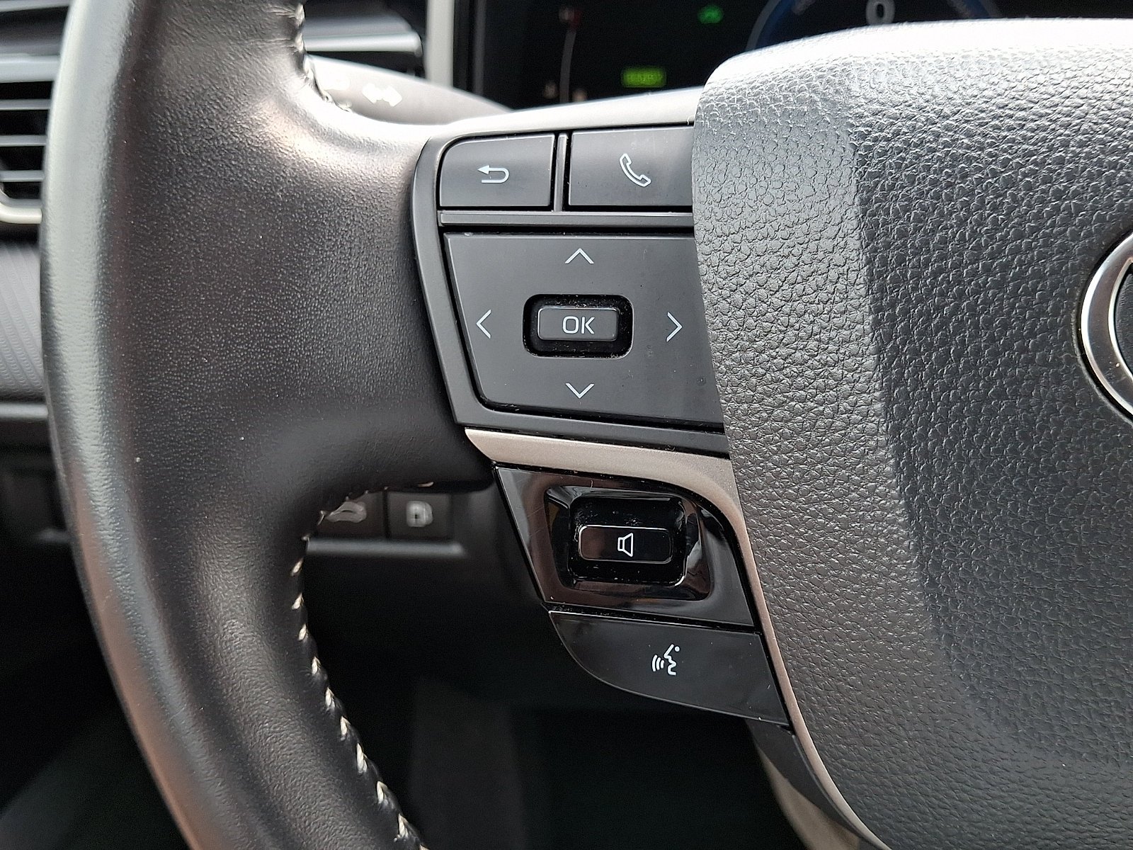 Used 2025 Ocean Gem   795 Toyota SE image 22