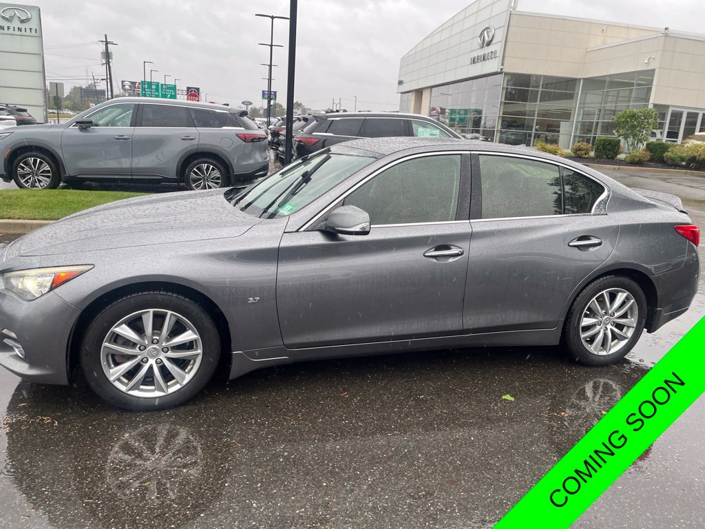 Used 2015 Graphite Shadow INFINITI Premium image 1