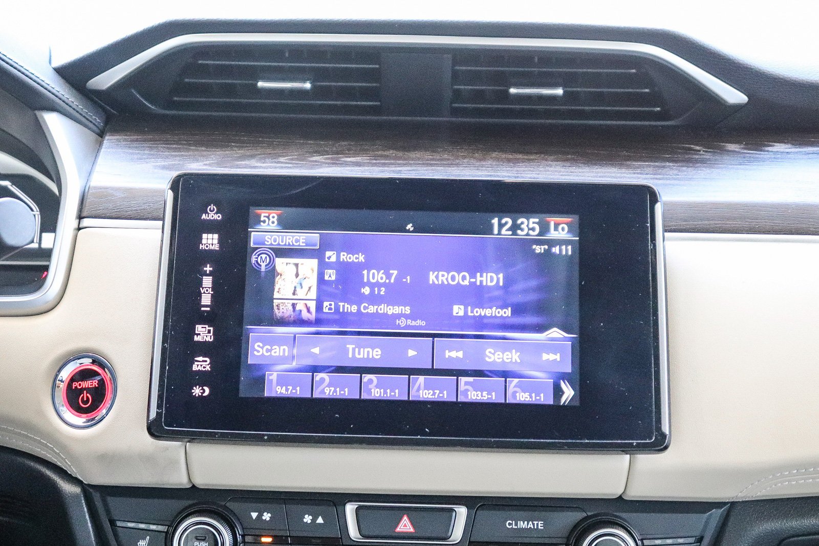 Used 2019 Platinum White Honda Base image 17
