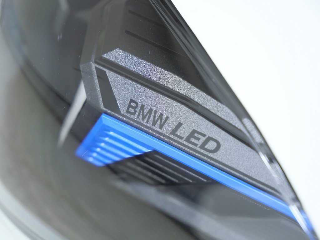 Used 2026 White BMW Base image 5