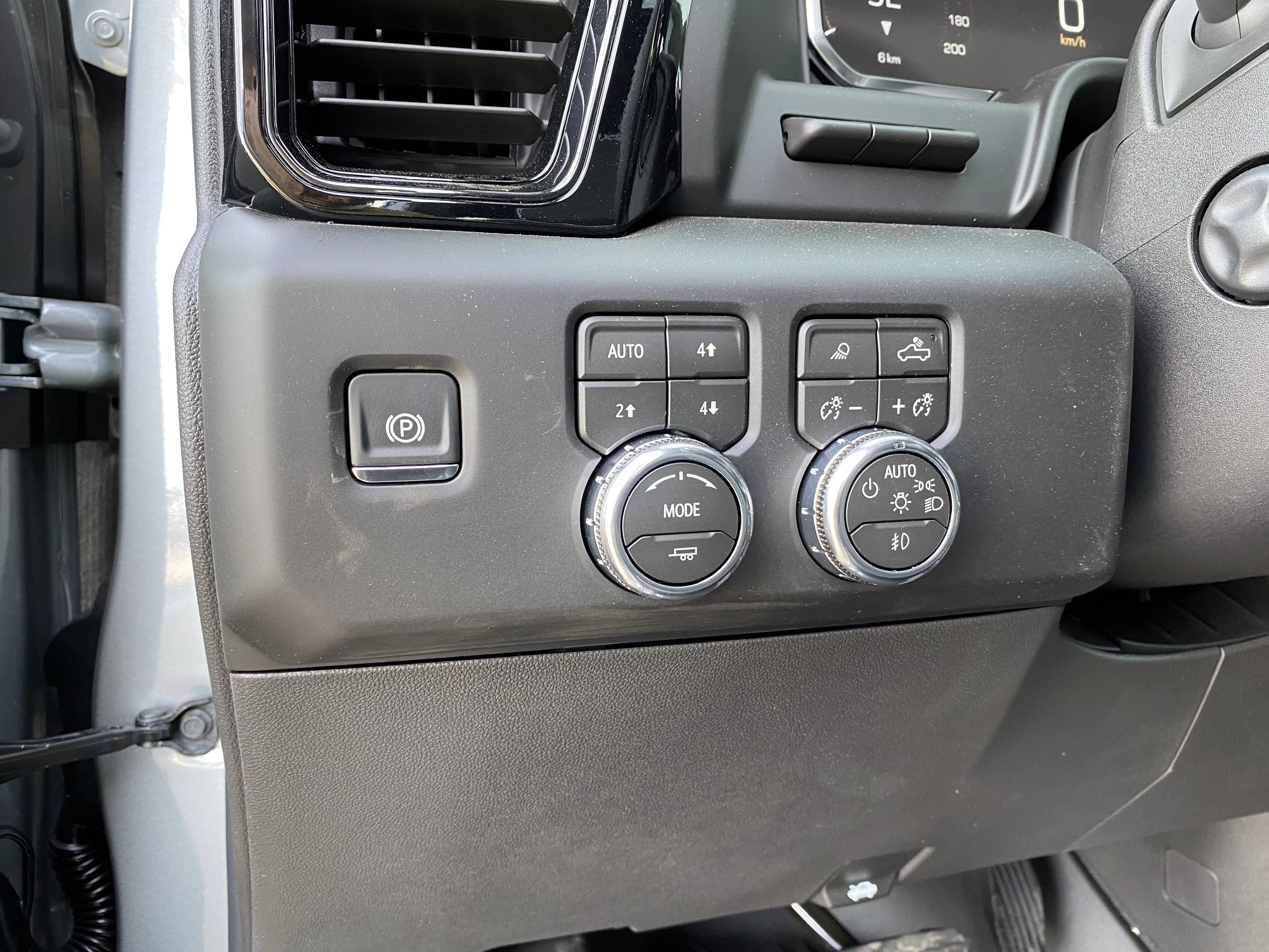 New 2026 STERLING METALLIC GMC AT4X image 27