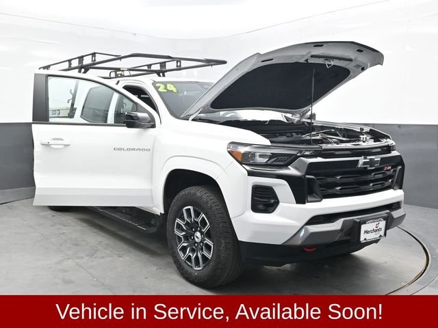 Used 2024 White Chevrolet Z71 image 47