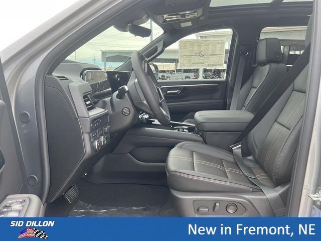 2026 Chevrolet Suburban High Country - Photo 3