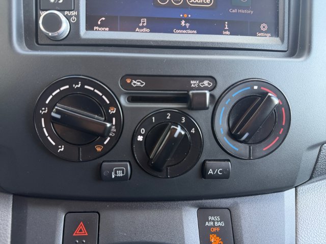 Used 2020 White Nissan SV image 21