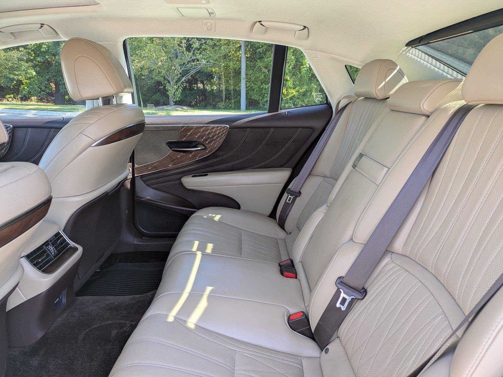 Used 2020 Eminent White Pearl Lexus LS 500 image 13