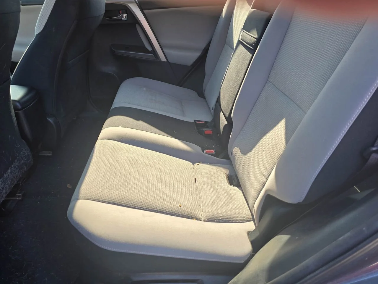 Used 2016 Gray Toyota XLE image 12