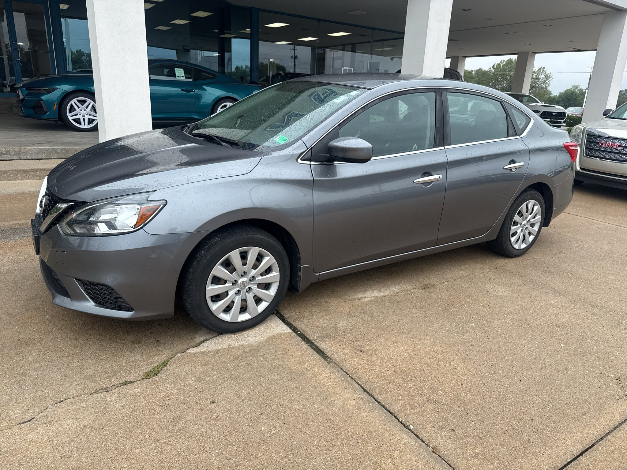 Used 2019 Nissan Sentra S with VIN 3N1AB7AP2KY451154 for sale in Manhattan, KS