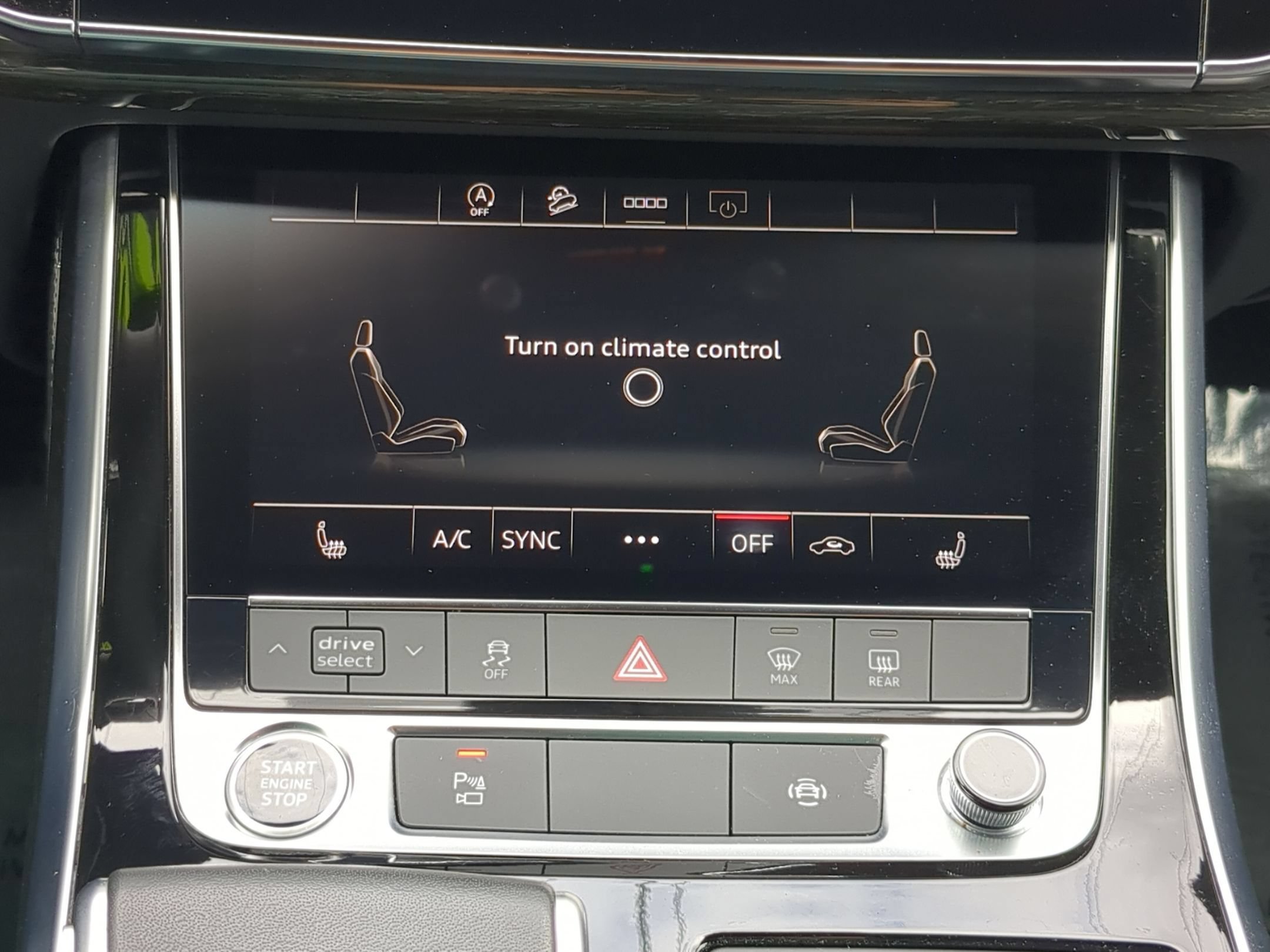 Used 2025 White Audi Premium Plus image 26