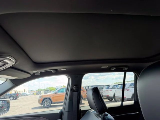 New 2027 Brown Jeep Limited image 14