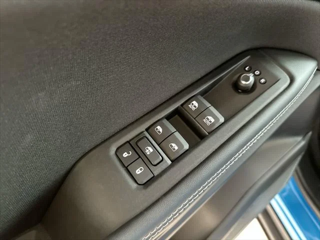 New 2026 Hydro Blue Pearl-Coat Exterior Paint Jeep Laredo image 13